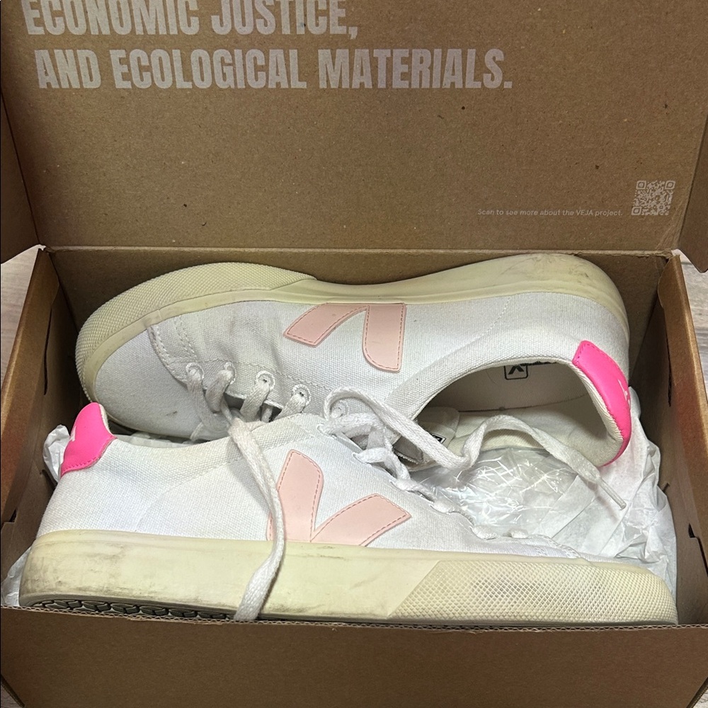Veja Women's White and Pink Eco Sneakers